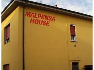 Hotel Malpensahouse Cardano Al Campo 5*,